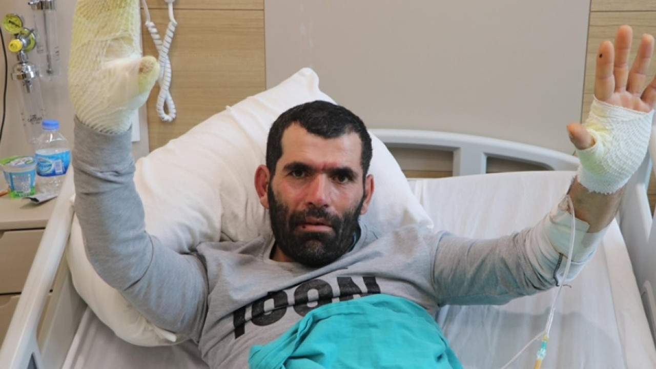 Çocuklarına yemek pişirirken sobaya düştü