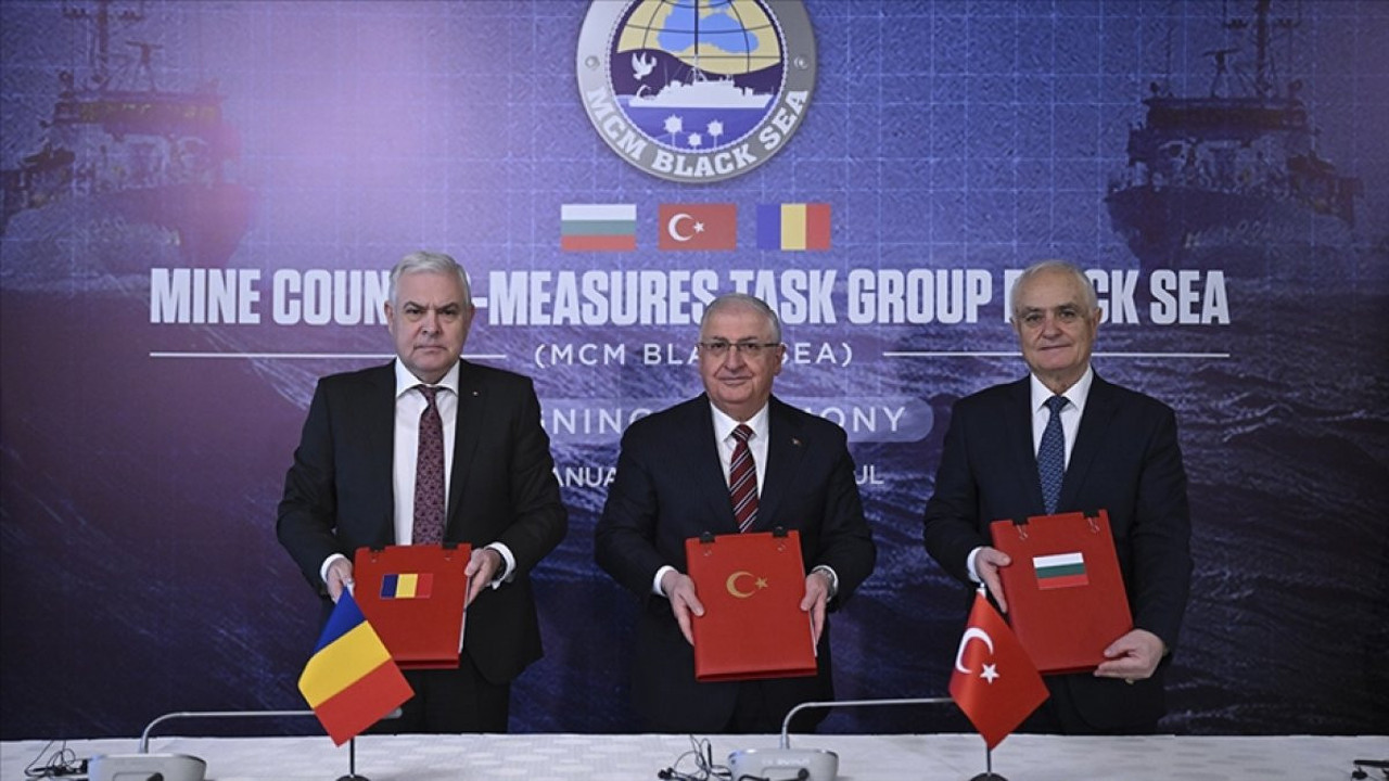 Karadeniz'de mayın tehlikesine karşı ‘Üçlü Girişim’. İmzalar İstanbul’da atıldı