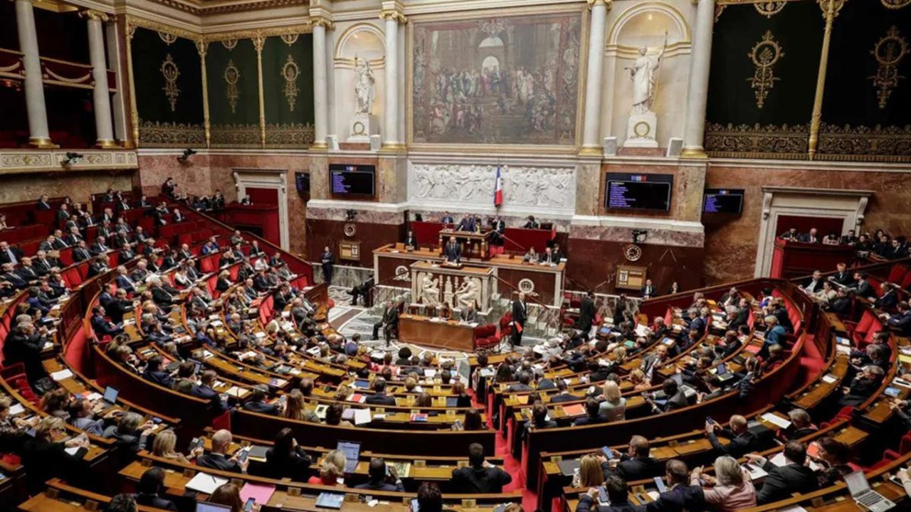 Fransa'da yeni kabine açıklandı