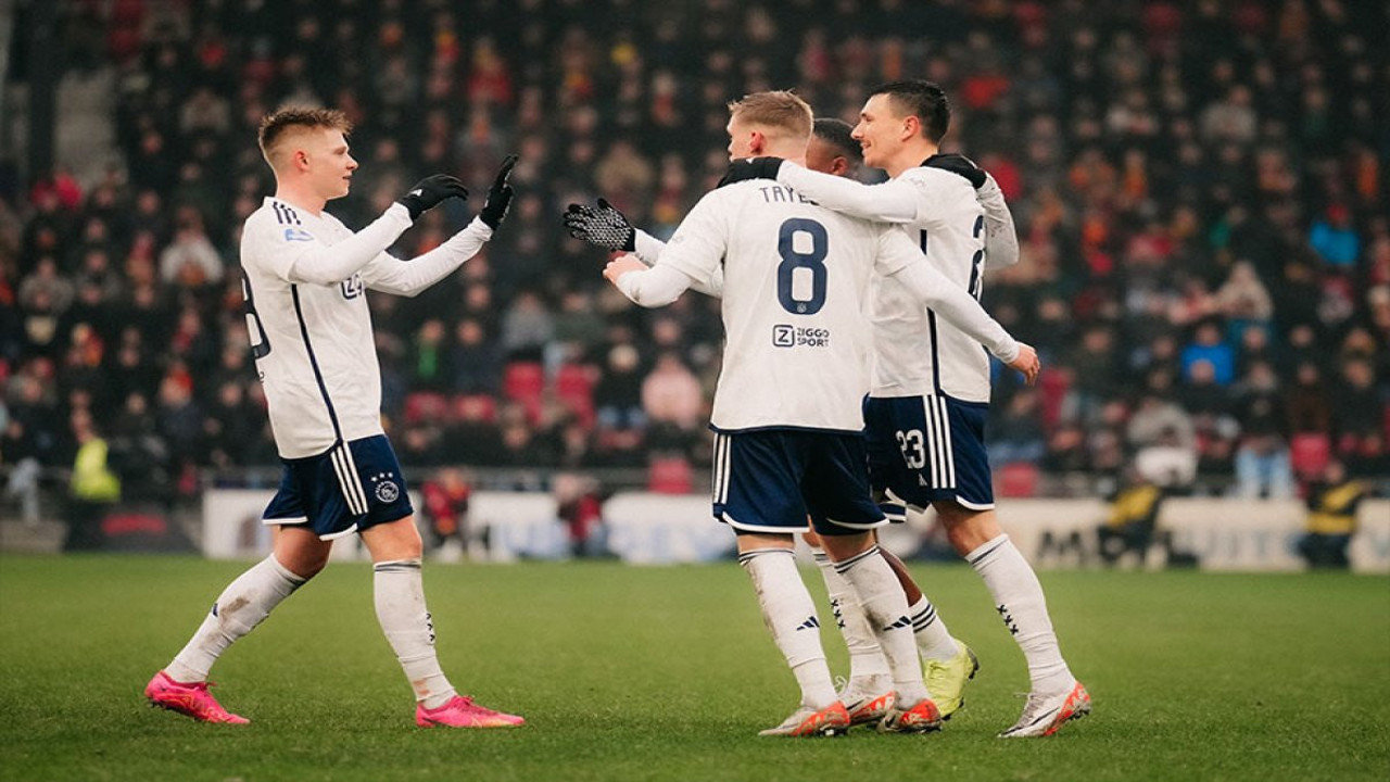 Ahmetcan kenardan izledi. Ajax kazandı