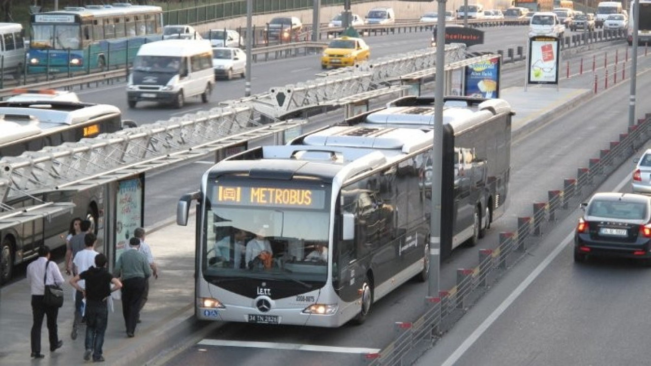 Metrobüste oturarak yolculuğun ipuçları
