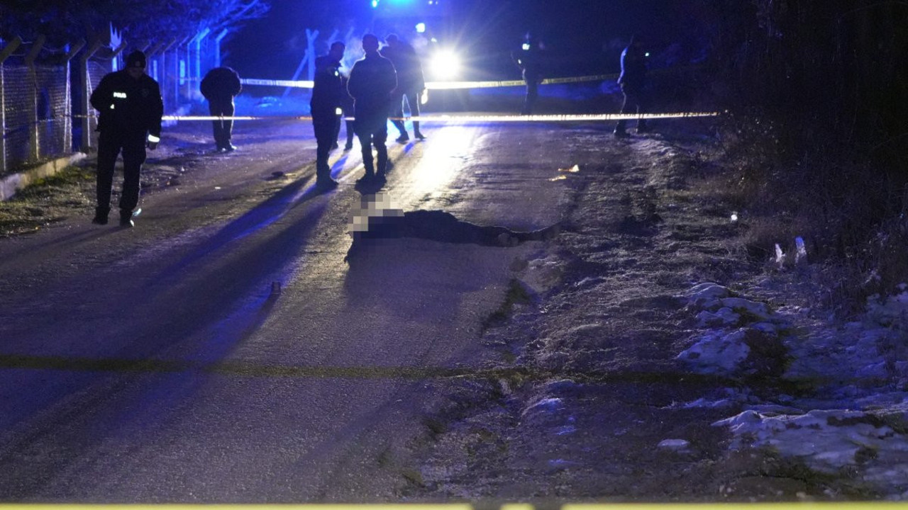 Kastamonu'da mezarlıkta silahla vurulmuş halde ceset bulundu
