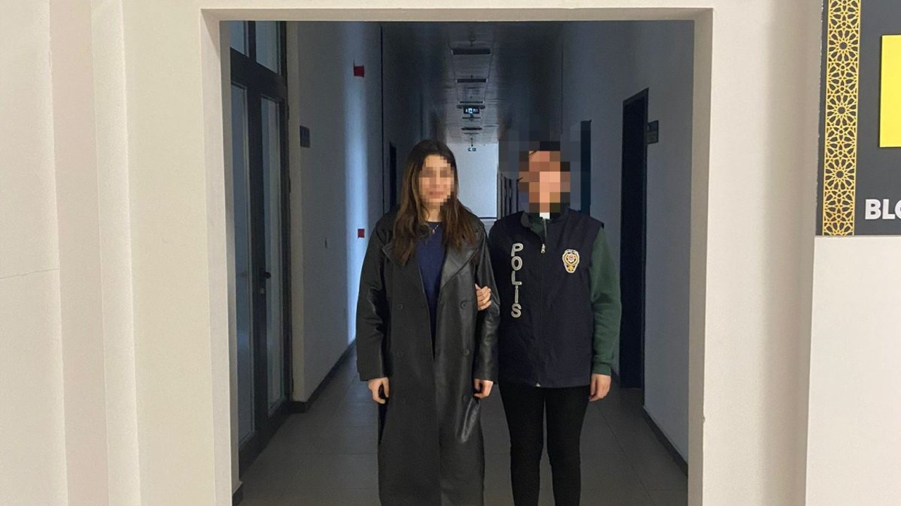 Sosyal medyadan müstehcen paylaşım yapan kadın gözaltına alındı