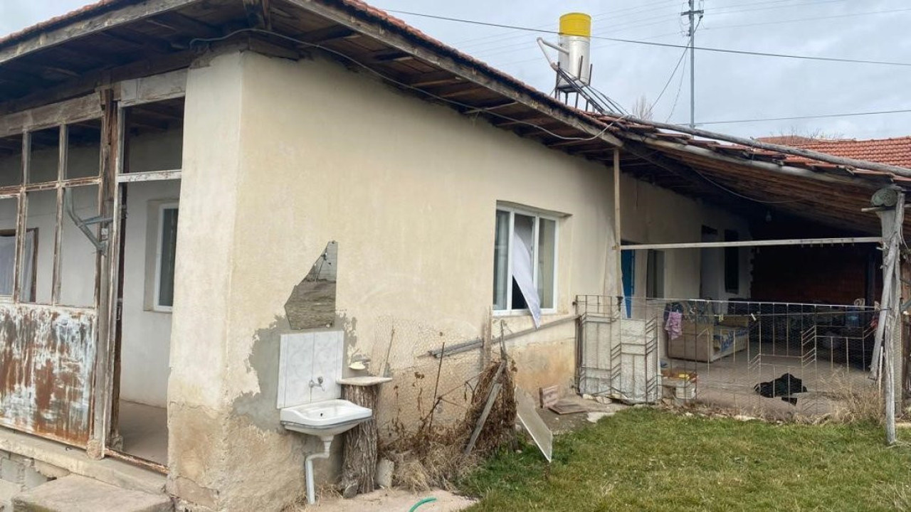 Anne ve oğul soba zehirlenmesinde yaşamını yitirdi