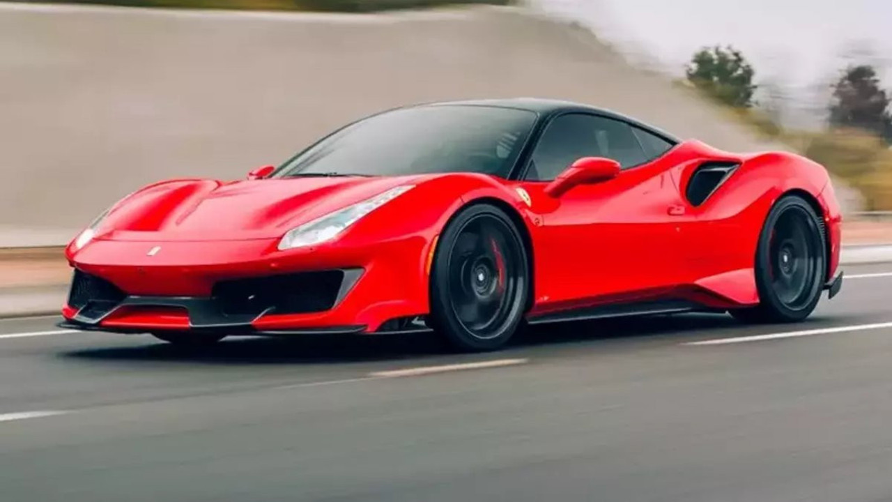 Ferrari ve Porsche kullananlara kötü haber. Artık bunu yapamayacaklar