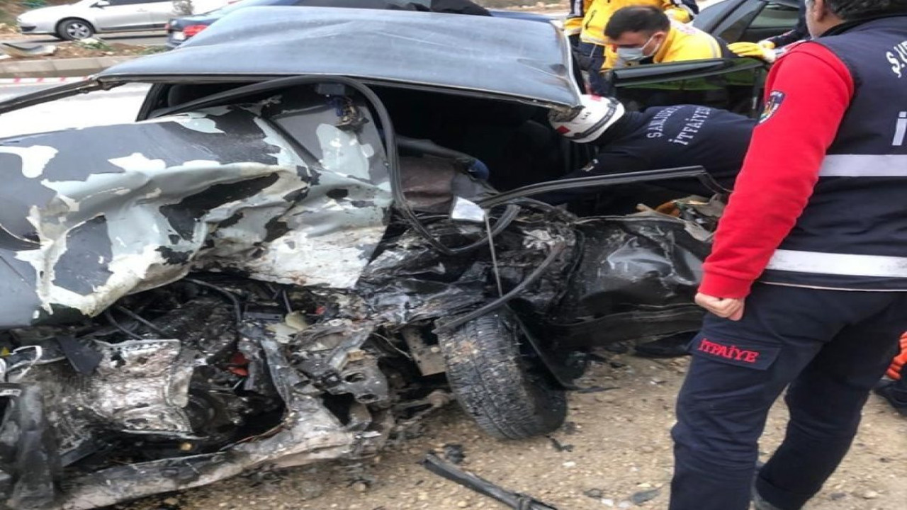 Şanlıurfa’da iki otomobil çarpıştı: 1 ölü, 2 yaralı