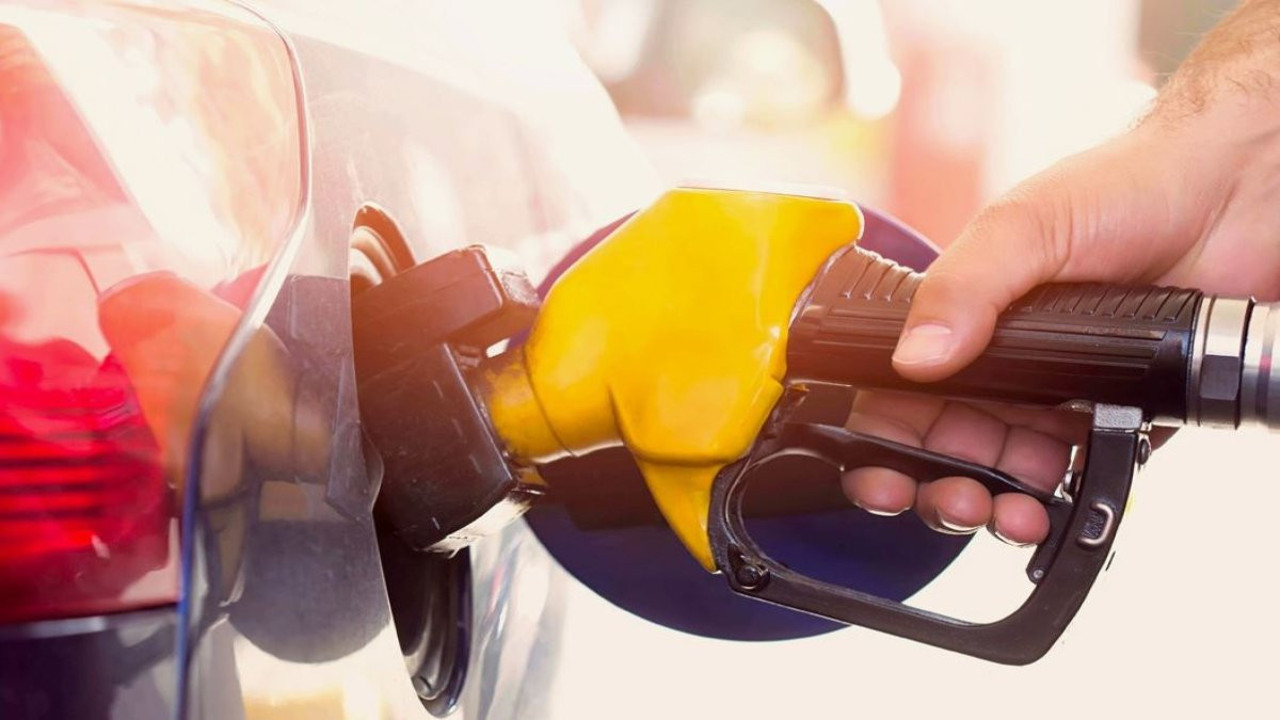 Motorine 2.5 TL'nin üzerinde zam gelecek. Siz hala uzayda deney yapıldı diye sevinin