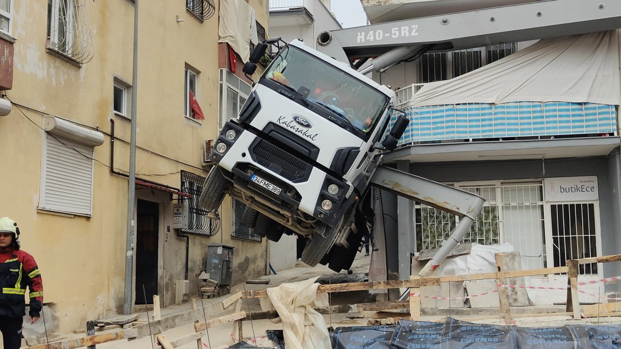 Beton mikseri askıda kaldı