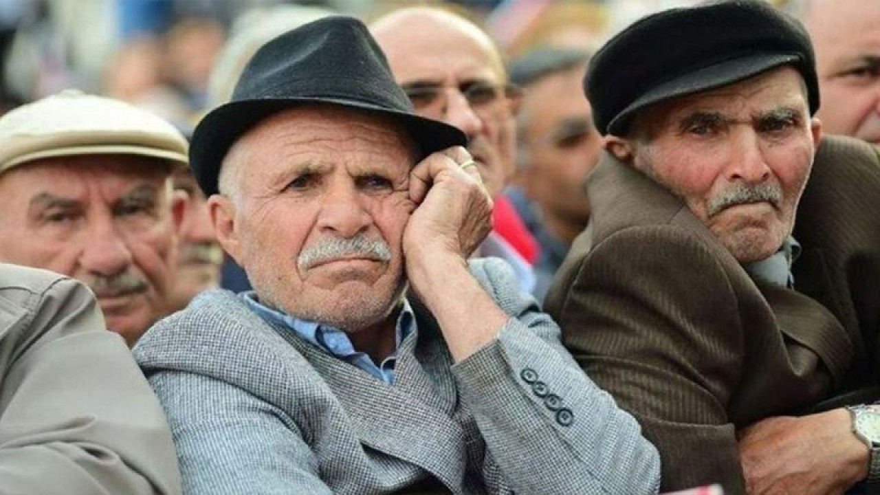 İkramiye artışıyla bir teneke zeytinyağı alınmıyor: Emeklinin halinden haberleri yok