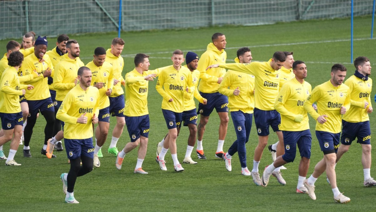 Fenerbahçe'nin orta saha kurgusu değişiyor