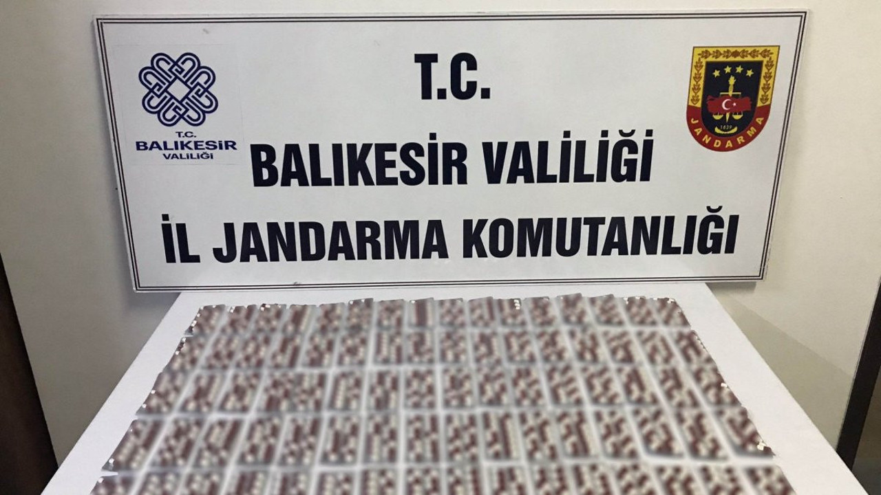 Balıkesir’de durdurulan araçtaki şahıs uyuşturucu cephanesi çıktı