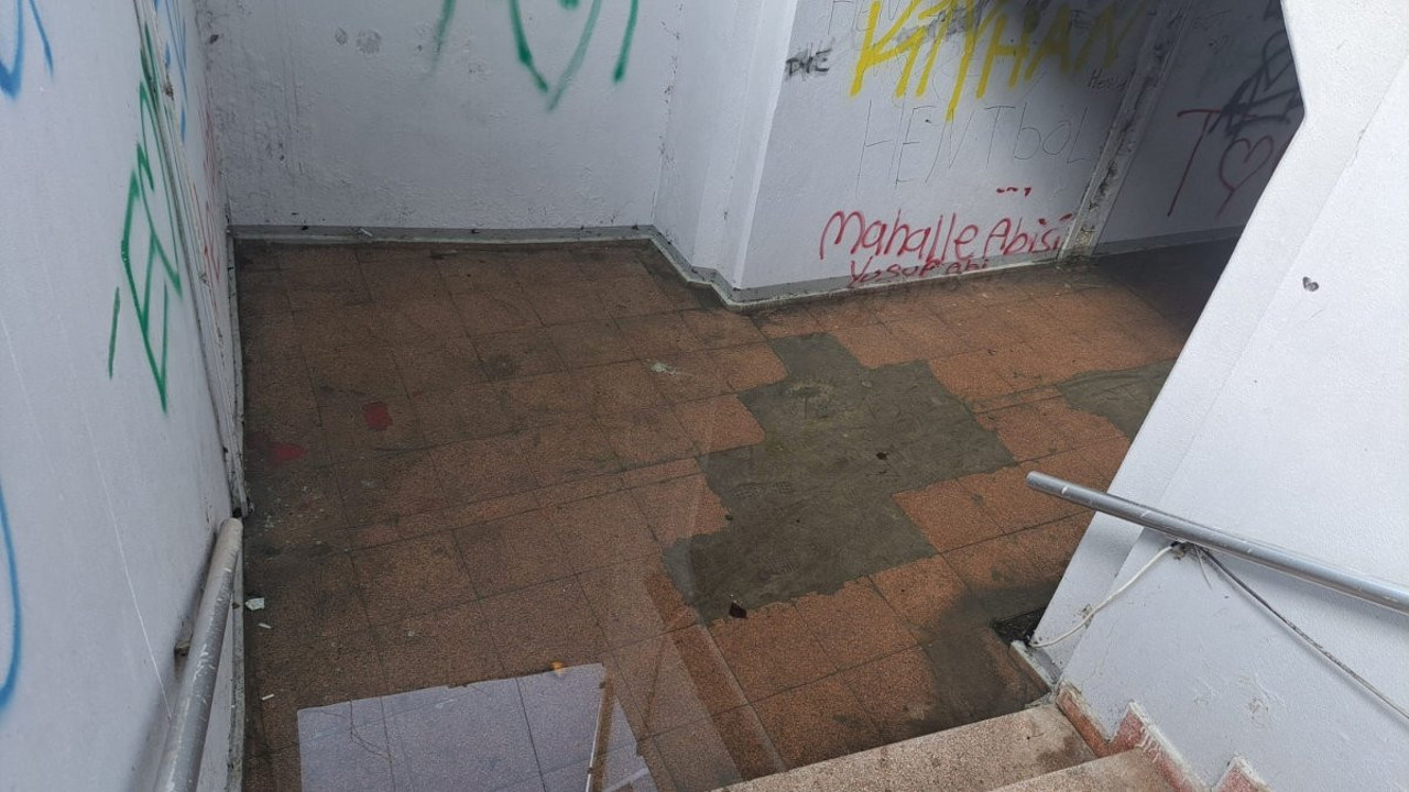 Su basan alt geçit kapatıldı