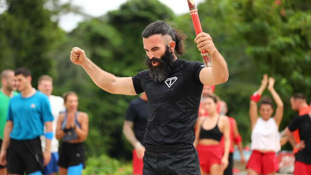 Turabi'den iddialı paylaşım: "Müzik dünyasını sarsmaya geliyorum"