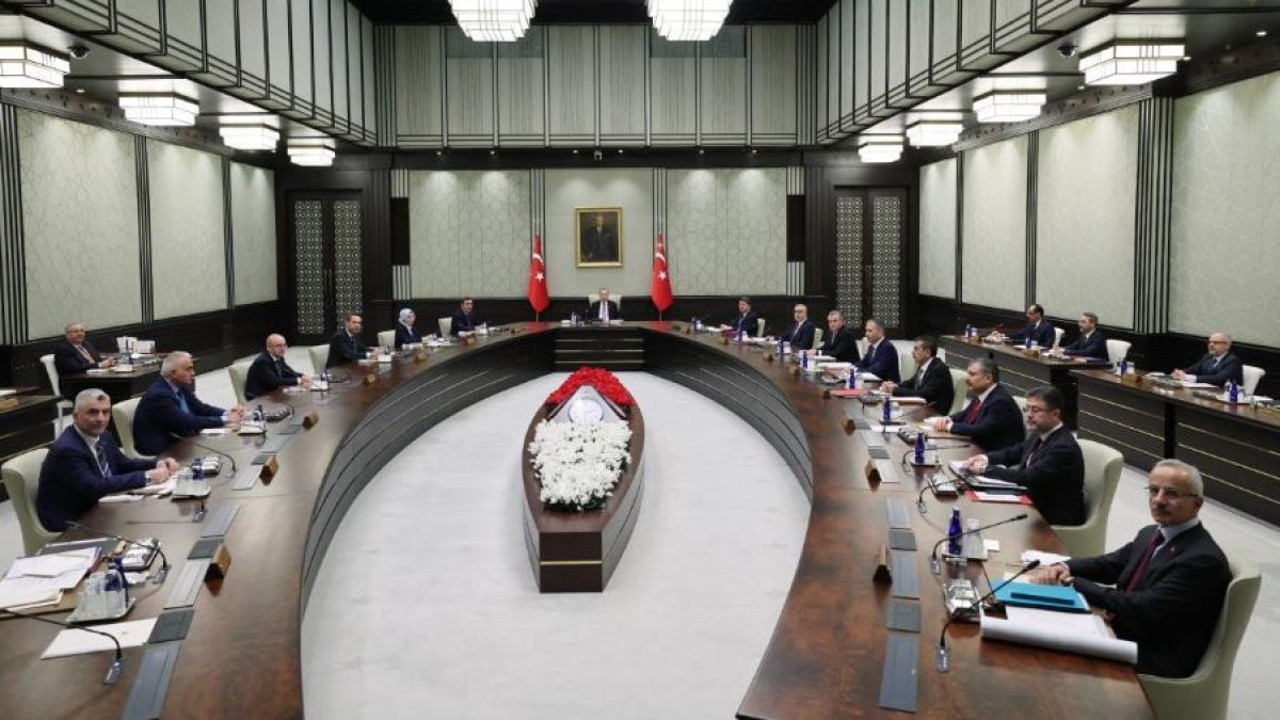 Son dakika... Kabine Toplantısı sona erdi. Erdoğan'ın açıklama yapması bekleniyor