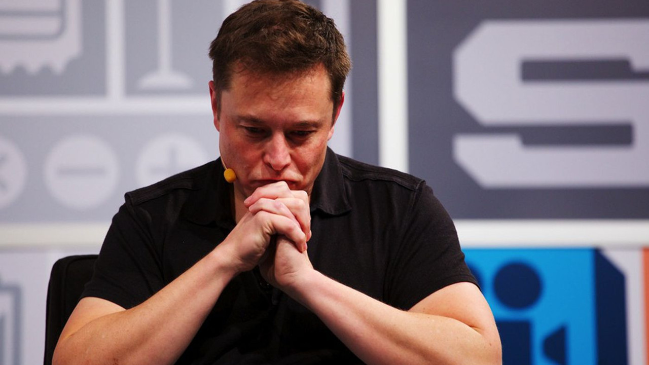 Dünyanın en zengin kişisi belli oldu! Elon Musk’ı geride bıraktı