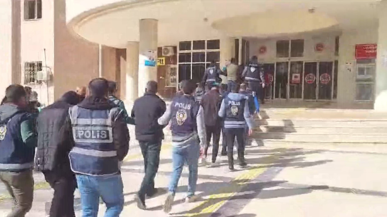 Şanlıurfa'da telefon dolandırıcılığı operasyonu: 17 tutuklama