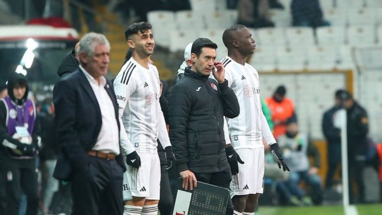 Beşiktaş'ta yıldız futbolcunun kaderi belli oldu