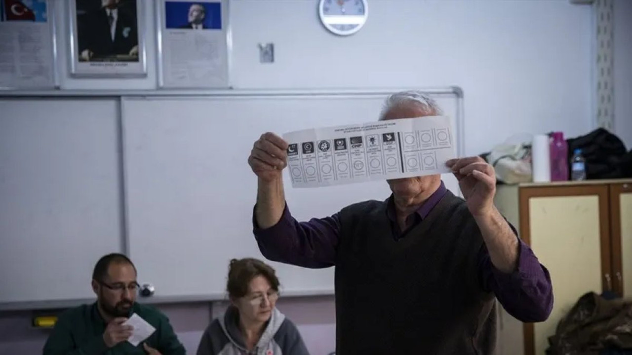 Sandığa son 10 gün: Seçim yasakları kısmen başladı