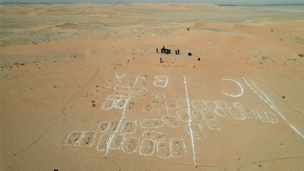 Toplu mezarda 65 göçmenin cesedi bulundu