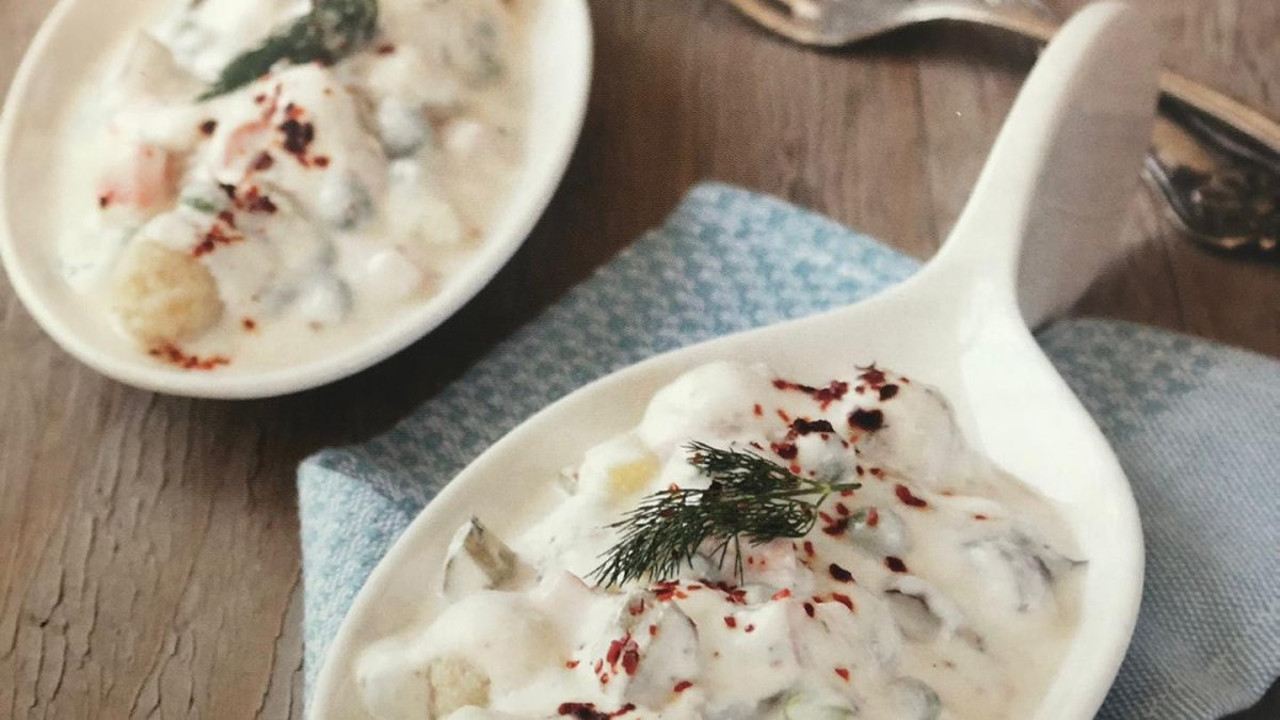 Bulgur Köfteli Salata nasıl yapılır? Bulgur Köfteli Salata için gerekli malzemeler neler?