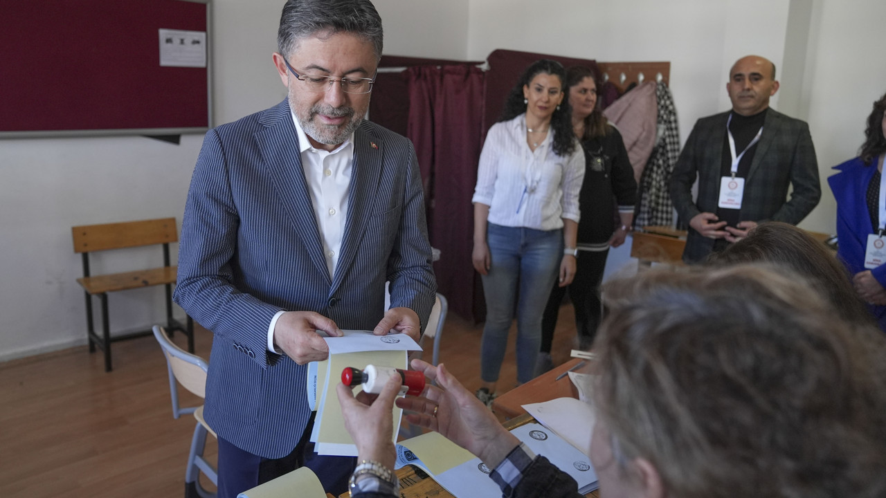 Tarım ve Orman Bakanı Yumaklı, oyunu kullandı