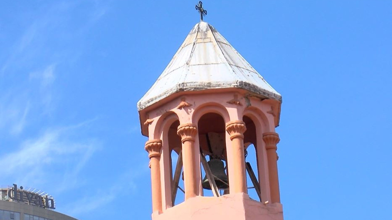 Şişli’de oy kullanan seçmenler ayine katıldı