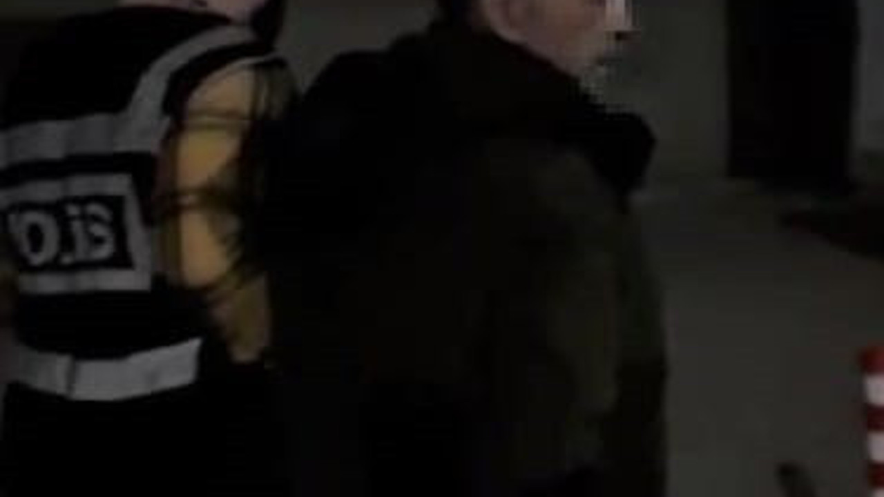 Cinayetten aranıyordu. Saklandığı yerde bulundu