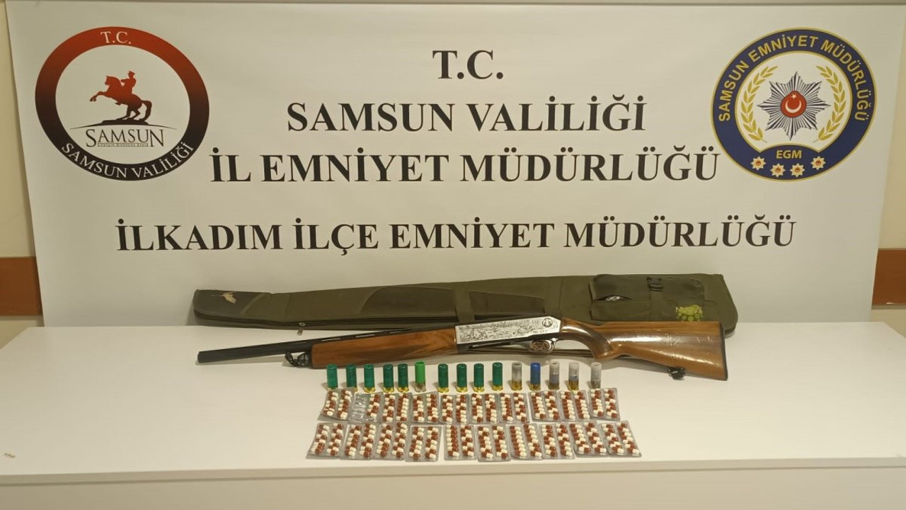 Samsun'da bir aracın içinden çıkan 3 zehir taciri kıskıvrak yakalandı
