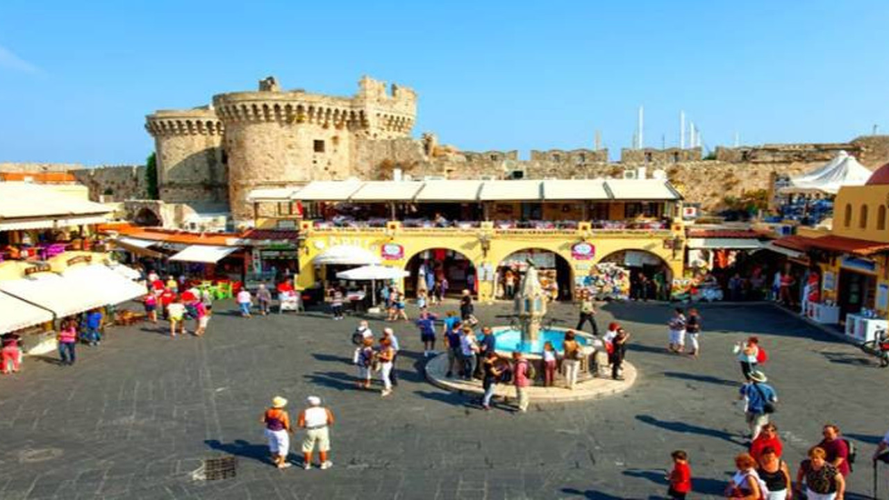 Türk turistler için Rodos'ta Vize Bürosu açıldı