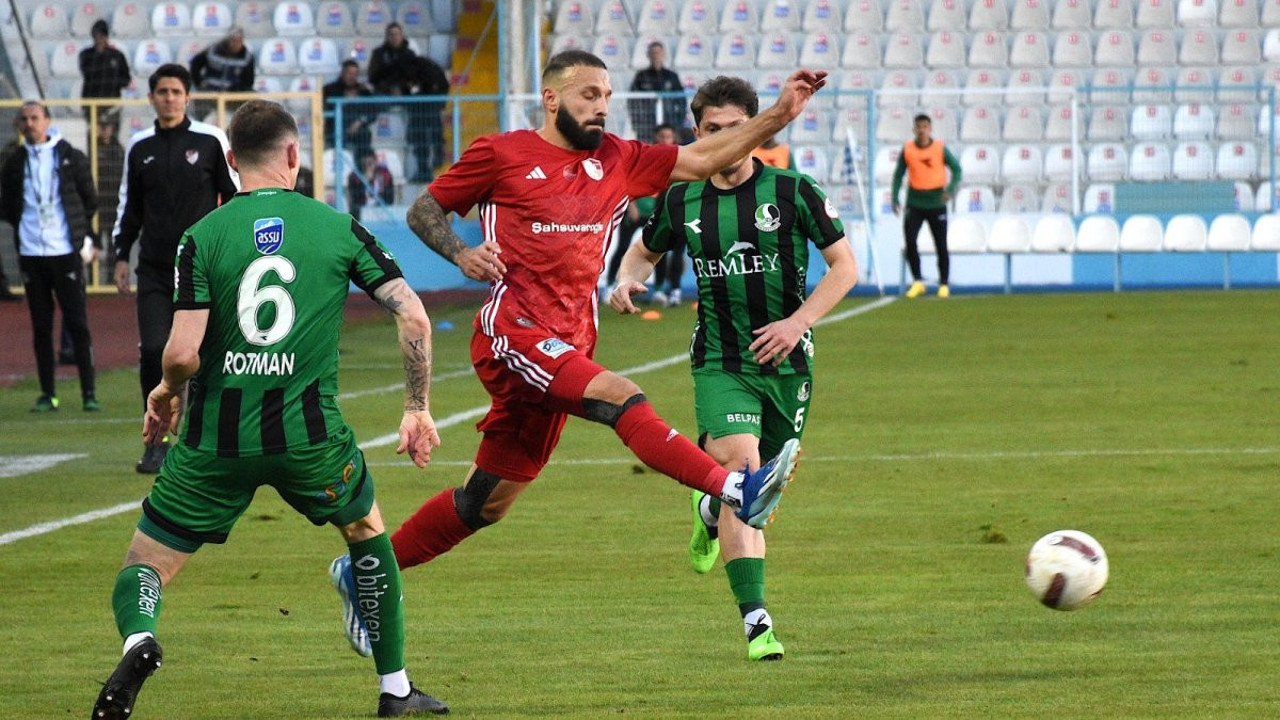 Sakaryaspor'a Erzurum'da ağır darbe. Tuncay Şanlı karalar bağladı
