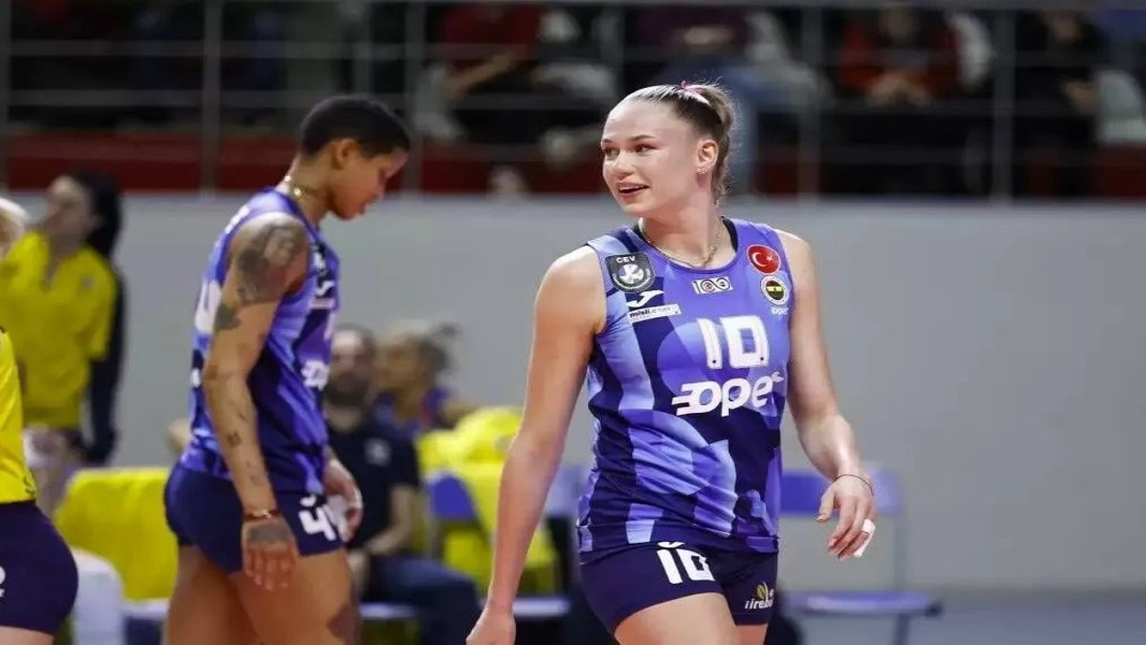 Arina Fedorovtseva gitti Melissa Vargas kaldı