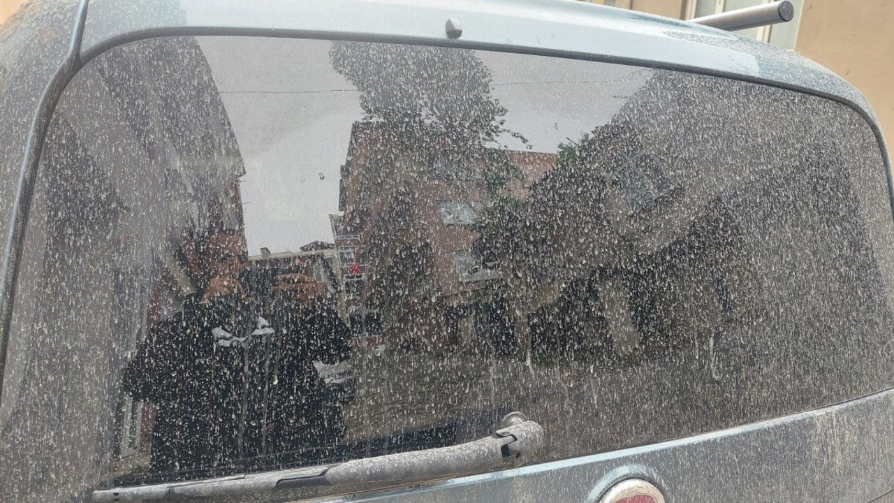 Tekirdağ'da gökten çamur yağdı