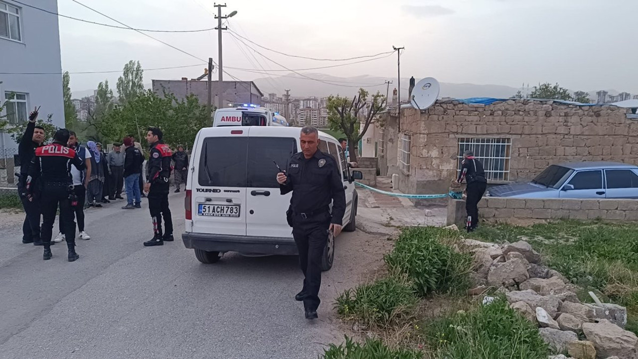 Evdeki tartışma kanlı bitti! Tüfekle başından vurdu…