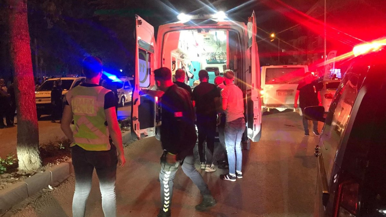 Pastanede oturan 2 kişiye silahlı saldırı: 1 ölü, 1 yaralı