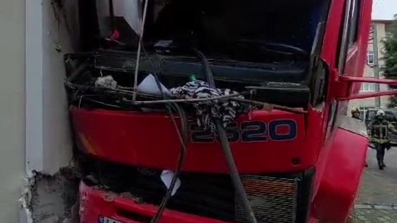 Kocaeli'de kamyon ortalığı savaş alanına çevirdi