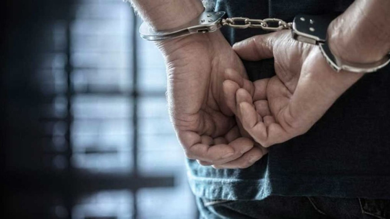 10 ruhsatsız tabanca ele geçirildi