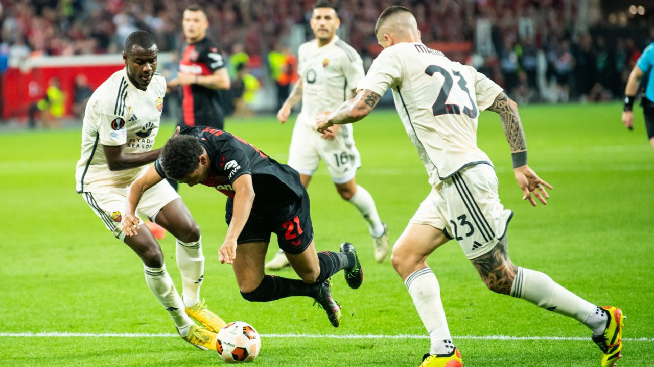 UEFA Avrupa Ligi'nde finalin adı belli oldu. Leverkusen bunu da başardı
