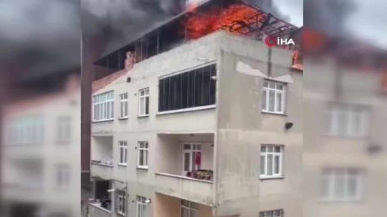 Esenyurt’ta çatı katı alevlere teslim oldu
