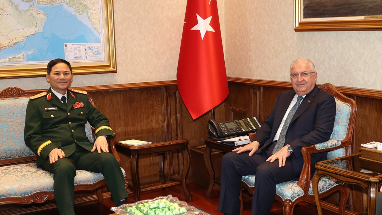 Güler Vietnam Genelkurmay Başkan Yardımcısı Son ile görüştü