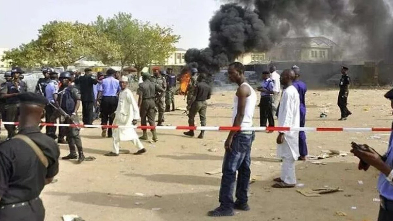 Camide patlama! 17 kişi hayatını kaybetti