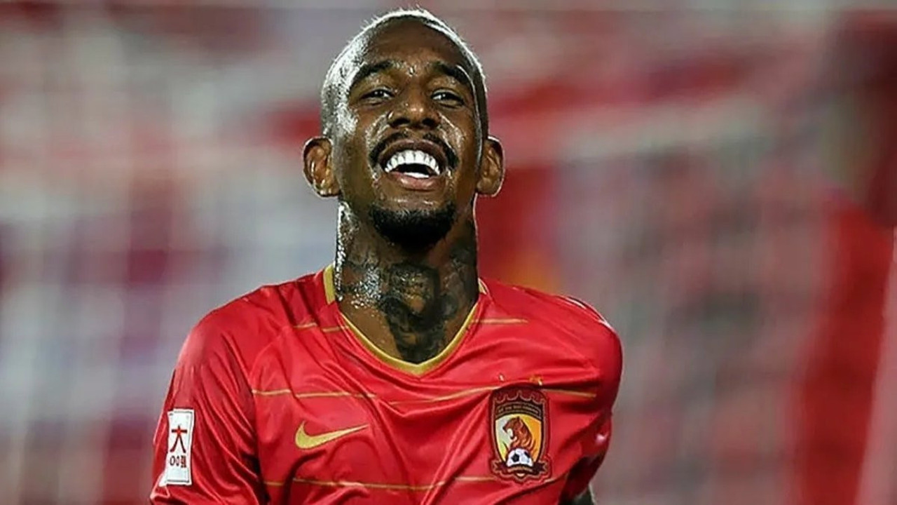 Talisca sarı lacivert kalp paylaştı