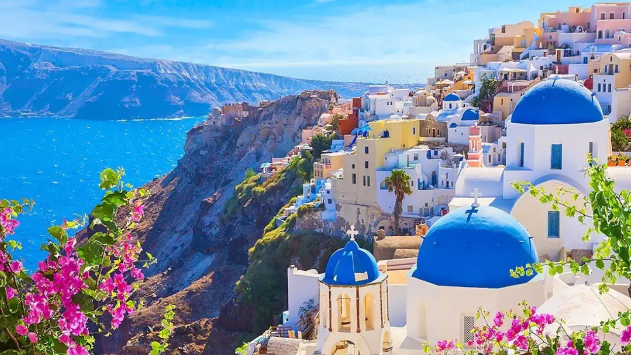 Türkler akın akın oraya gidiyor. Fiyatlar Türkiye’den daha ucuz