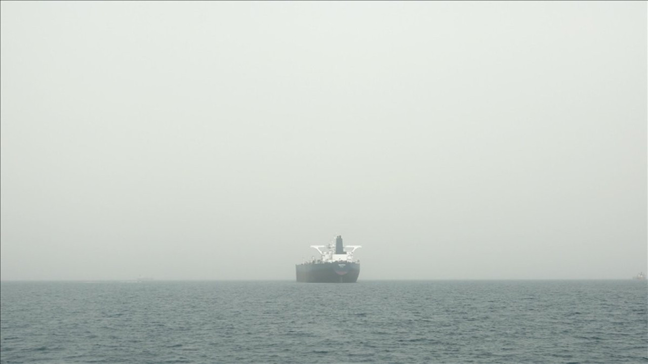 Husiler Kızıldeniz’de 2 gemiyi vurdu