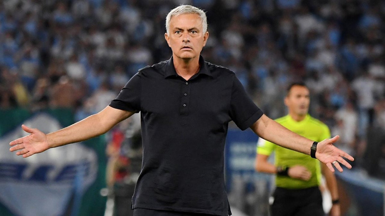 Mourinho'yu tahtından etti. Takımın başından ayrılmak için 65 milyon dolar aldı