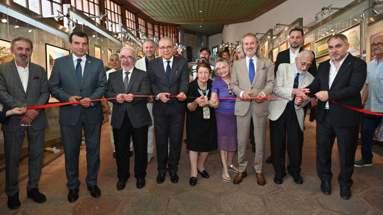 “Mâziden Âtîye Geleneksel Esintiler” sergisi Hünkâr Kasrı’nda