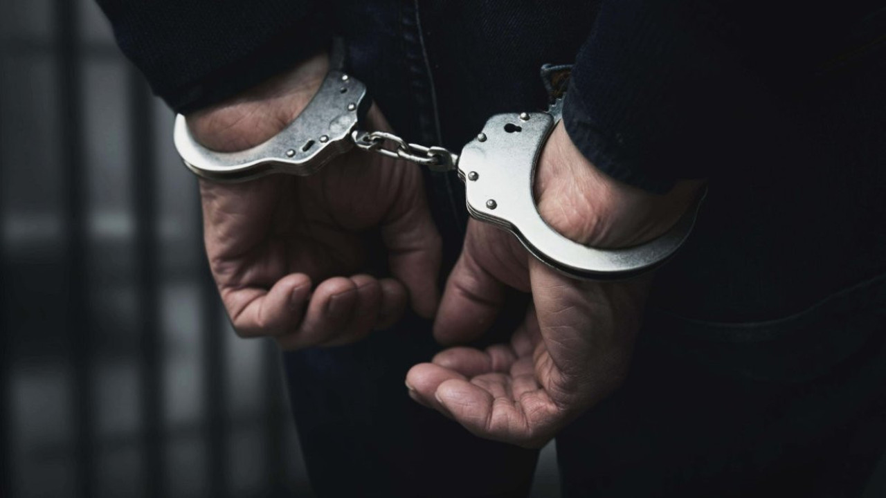 3 hırsızlık zanlısı enselendi