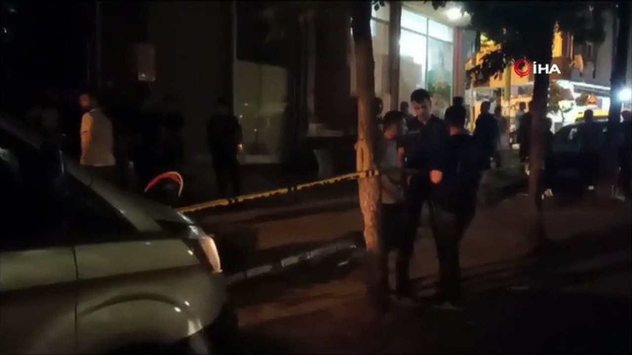 Esenyurt'ta yaşlı kadın mahallenin kabusu oldu