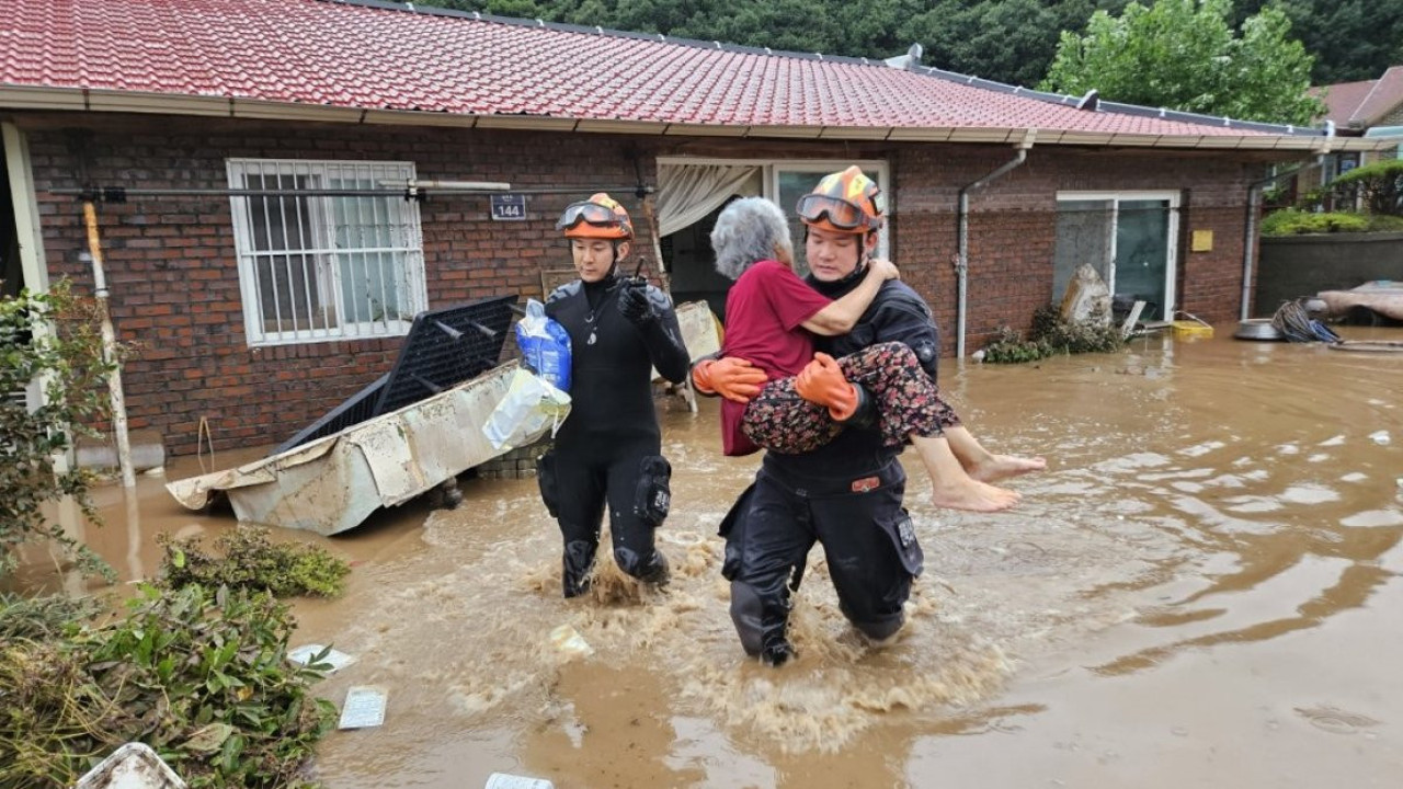 Güney Kore’de sel 4 can aldı