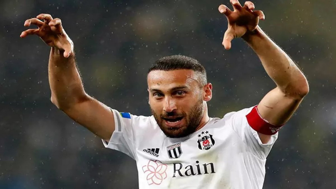 Cenk Tosun Fenerbahçe ile anlaştı