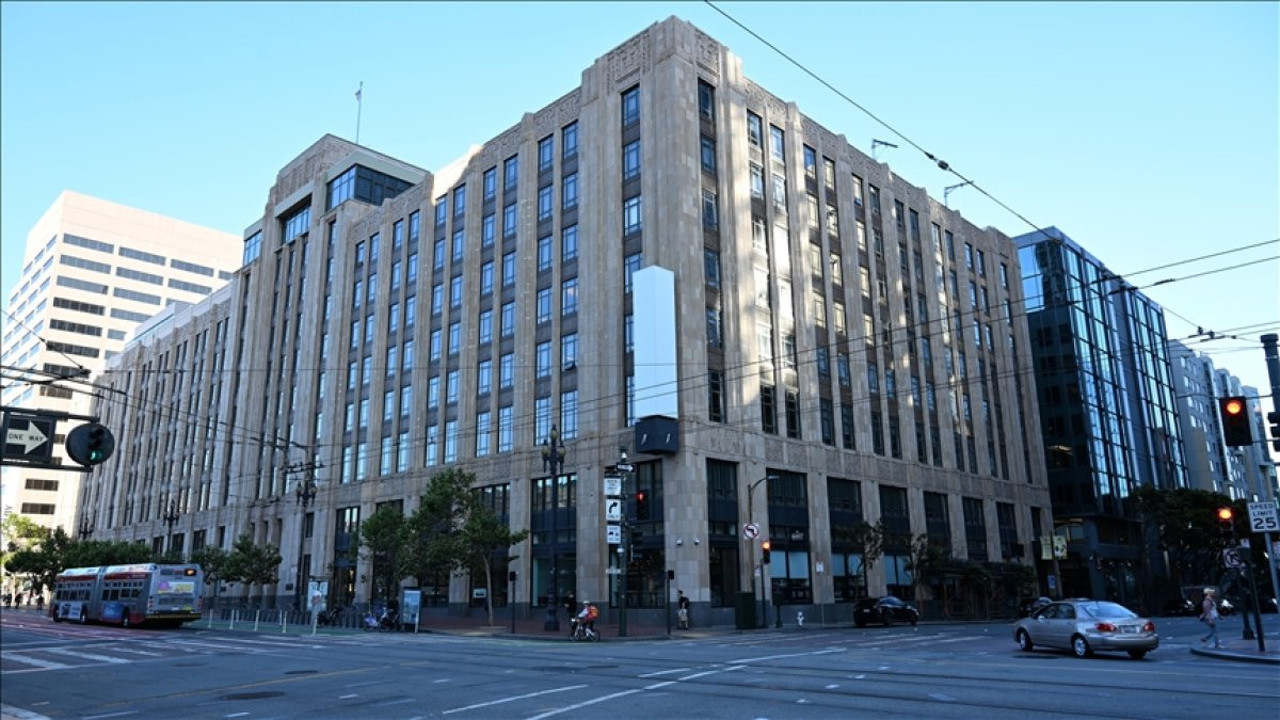 Tesla, SpaceX ve X taşınıyor